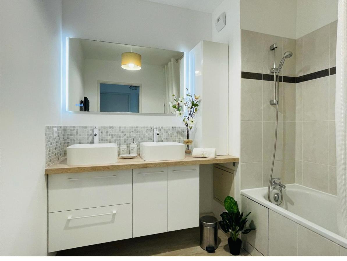 Joli Appartement Proche Disney Шантелу Ан Бри Екстериор снимка
